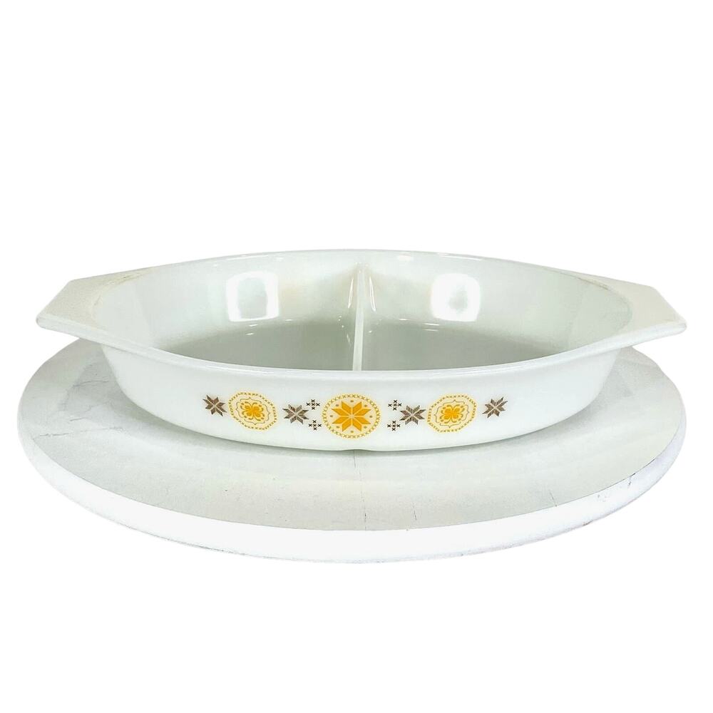 Vintage PYREX Town and Country 1.5 Quart Divided Oval Ovenware #13 Kitchenware